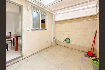 Apartamento para alugar com 56m², 2 quartos e 1 vagaÁrea externa