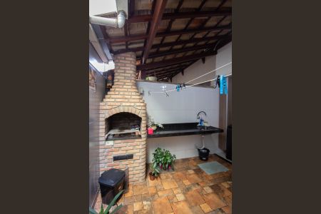 Casa à venda com 140m², 2 quartos e 1 vaga Casa à venda com 140m², 2 quartos e 1 vagaEspaço Gourmet