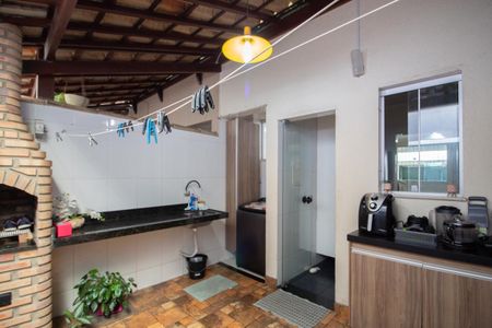 Casa à venda com 140m², 2 quartos e 1 vaga Casa à venda com 140m², 2 quartos e 1 vagaEspaço Gourmet