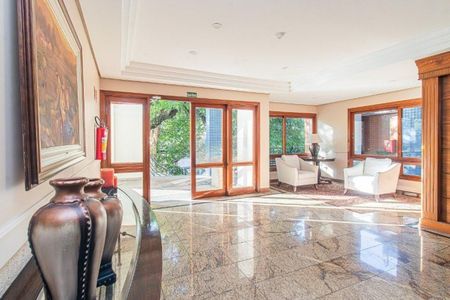 Apartamento para alugar com 105m², 3 quartos e sem vaga