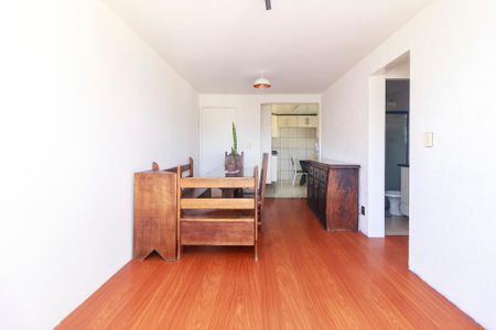 Sala de apartamento para alugar com 2 quartos, 56m² em Jd Imbé, São Paulo