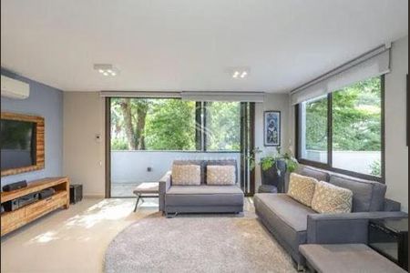 Casa à venda com 4 quartos, 475m² em Santo Amaro, São Paulo