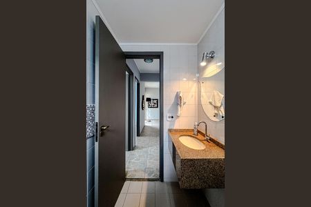 Apartamento à venda com 66m², 3 quartos e 1 vaga Apartamento à venda com 66m², 3 quartos e 1 vagaBanheiro