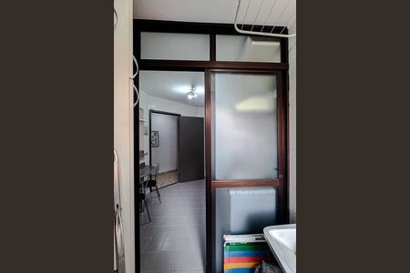Apartamento à venda com 66m², 3 quartos e 1 vaga Apartamento à venda com 66m², 3 quartos e 1 vagaÁrea de Serviço