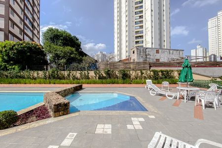 Apartamento à venda com 66m², 3 quartos e 1 vagaÁrea comum - Piscina