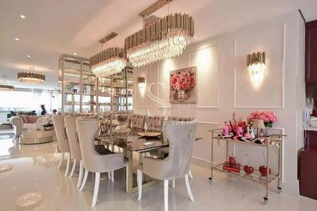Apartamento à venda com 252m², 3 quartos e 4 vagas