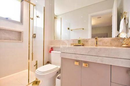 Apartamento à venda com 252m², 3 quartos e 4 vagas