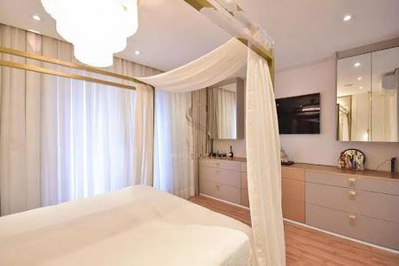 Apartamento à venda com 252m², 3 quartos e 4 vagas