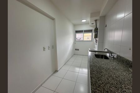 Apartamento à venda com 77m², 3 quartos e 2 vagas Apartamento à venda com 77m², 3 quartos e 2 vagasCozinha