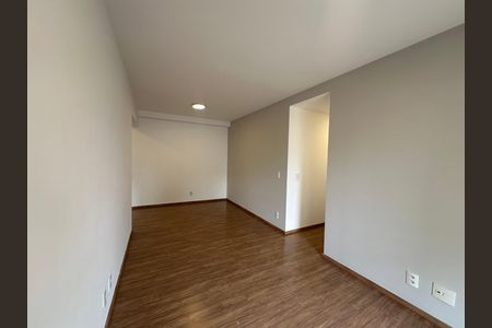 Apartamento à venda com 77m², 3 quartos e 2 vagas Apartamento à venda com 77m², 3 quartos e 2 vagasSala