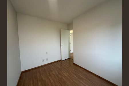 Apartamento à venda com 77m², 3 quartos e 2 vagas Apartamento à venda com 77m², 3 quartos e 2 vagasQuarto 1