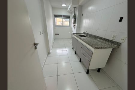 Apartamento à venda com 77m², 3 quartos e 2 vagas Apartamento à venda com 77m², 3 quartos e 2 vagasCozinha