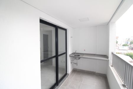 Apartamento à venda com 55m², 2 quartos e 1 vagaSala / Cozinha - Varanda
