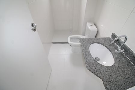Apartamento à venda com 55m², 2 quartos e 1 vagaQuarto 2 - Banheiro