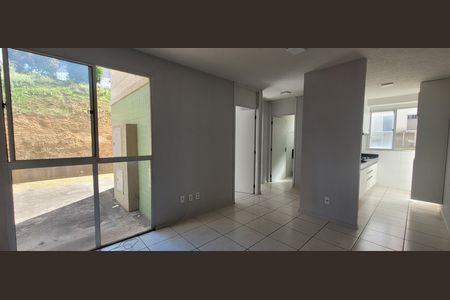 Sala  de apartamento para alugar com 2 quartos, 45m² em Parque das Industrias, Betim