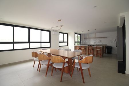 Apartamento à venda com 57m², 2 quartos e 1 vagaÁrea Comum