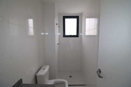 Apartamento à venda com 57m², 2 quartos e 1 vagaQuarto 2 - Banheiro