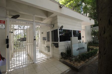 Apartamento à venda com 107m², 3 quartos e 2 vagasFachada e portaria