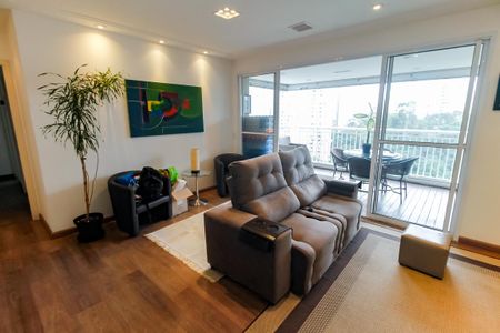 Apartamento à venda com 107m², 3 quartos e 2 vagas Apartamento à venda com 107m², 3 quartos e 2 vagasSala