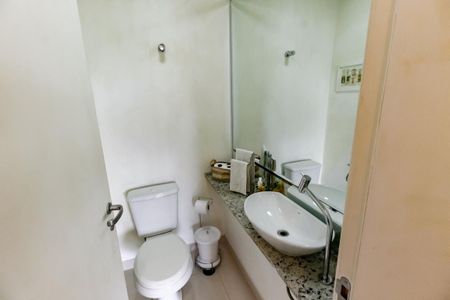 Apartamento à venda com 107m², 3 quartos e 2 vagas Apartamento à venda com 107m², 3 quartos e 2 vagasLavabo