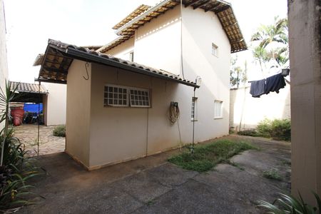 Casa à venda com 360m², 4 quartos e 3 vagasÁrea externa