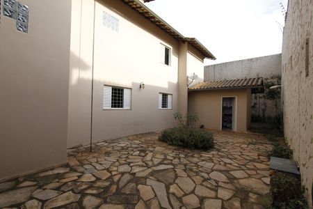 Casa à venda com 360m², 4 quartos e 3 vagasÁrea externa