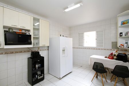 Casa à venda com 360m², 4 quartos e 3 vagasCozinha