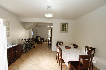Casa à venda com 360m², 4 quartos e 3 vagasSala de Jantar