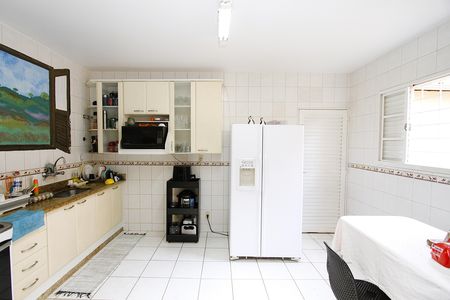 Casa à venda com 360m², 4 quartos e 3 vagasCozinha