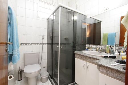 Casa à venda com 360m², 4 quartos e 3 vagasBanheiro Social