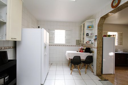 Casa à venda com 360m², 4 quartos e 3 vagasCozinha