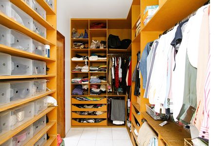 Casa à venda com 360m², 4 quartos e 3 vagasCloset da suíte