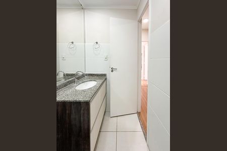 Apartamento à venda com 56m², 2 quartos e 1 vaga Apartamento à venda com 56m², 2 quartos e 1 vagaBanheiro da Suíte