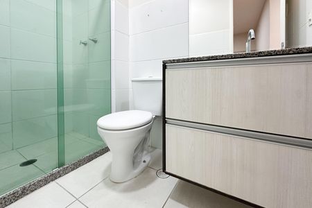 Apartamento à venda com 56m², 2 quartos e 1 vaga Apartamento à venda com 56m², 2 quartos e 1 vagaBanheiro da Suíte