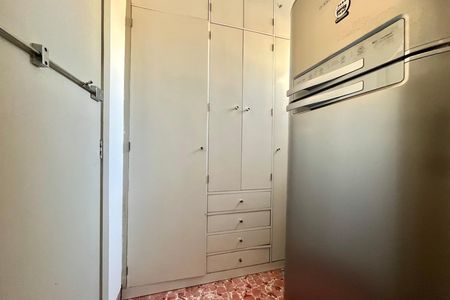 Apartamento para alugar com 70m², 2 quartos e sem vagaDespensa