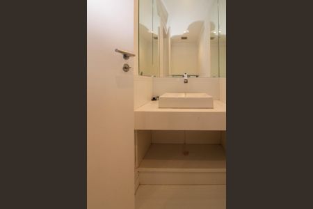 Apartamento para alugar com 185m², 3 quartos e 3 vagasLavabo