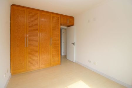Apartamento para alugar com 185m², 3 quartos e 3 vagasSuíte 2
