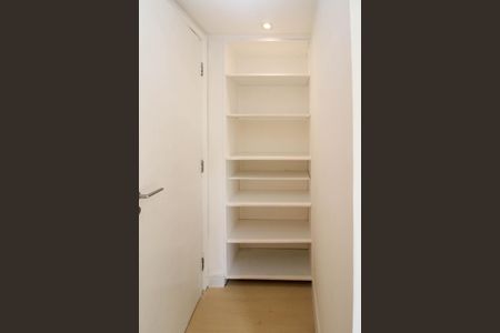 Apartamento para alugar com 185m², 3 quartos e 3 vagasSuíte 1
