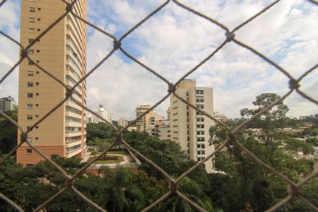 Apartamento para alugar com 185m², 3 quartos e 3 vagasVista Varanda