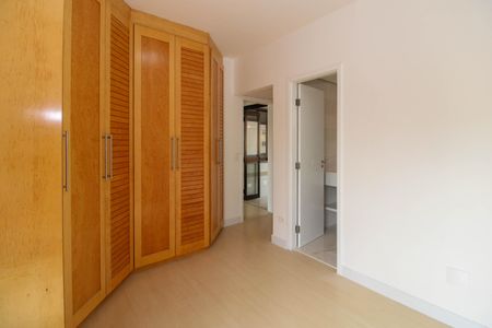Apartamento para alugar com 185m², 3 quartos e 3 vagasSuíte 1