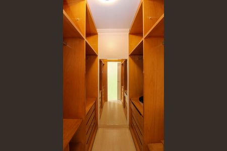Apartamento para alugar com 185m², 3 quartos e 3 vagasCloset Suíte 3
