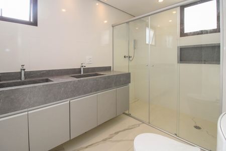 Apartamento para alugar com 185m², 3 quartos e 3 vagasBanheiro Suíte 3