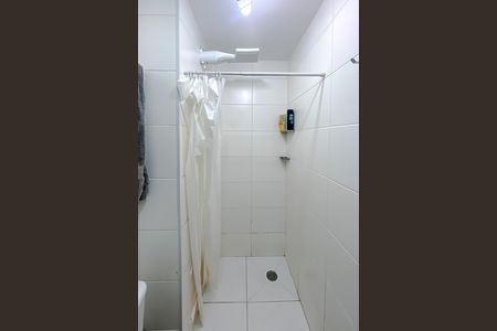 Apartamento à venda com 35m², 2 quartos e sem vaga Apartamento à venda com 35m², 2 quartos e sem vagaBanheiro