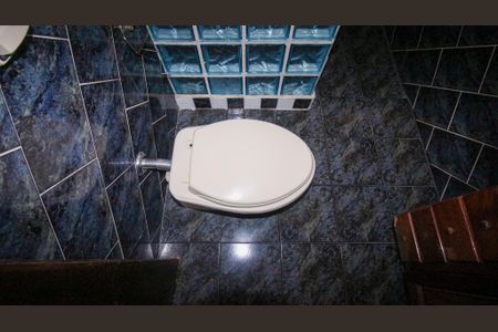 Casa para alugar com 150m², 2 quartos e 1 vaga Casa para alugar com 150m², 2 quartos e 1 vagaBanheiro