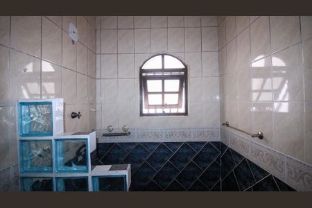 Casa para alugar com 150m², 2 quartos e 1 vaga Casa para alugar com 150m², 2 quartos e 1 vagaBanheiro