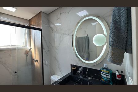 Apartamento à venda com 92m², 3 quartos e 2 vagas Apartamento à venda com 92m², 3 quartos e 2 vagasBanheiro da Suíte 1
