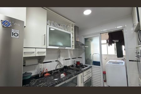 Apartamento à venda com 92m², 3 quartos e 2 vagas Apartamento à venda com 92m², 3 quartos e 2 vagasCozinha