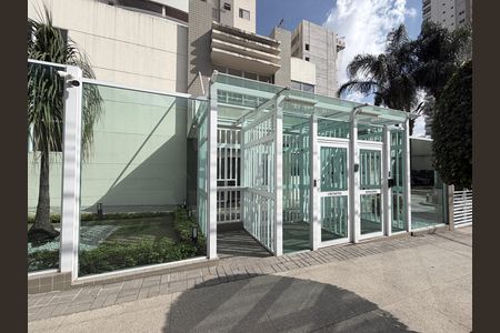 Apartamento à venda com 92m², 3 quartos e 2 vagasFachada