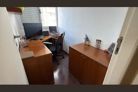 Apartamento à venda com 92m², 3 quartos e 2 vagas Apartamento à venda com 92m², 3 quartos e 2 vagasQuarto 3