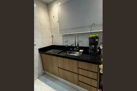 Cozinha de casa para alugar com 2 quartos, 140m² em Santa Maria, Santos